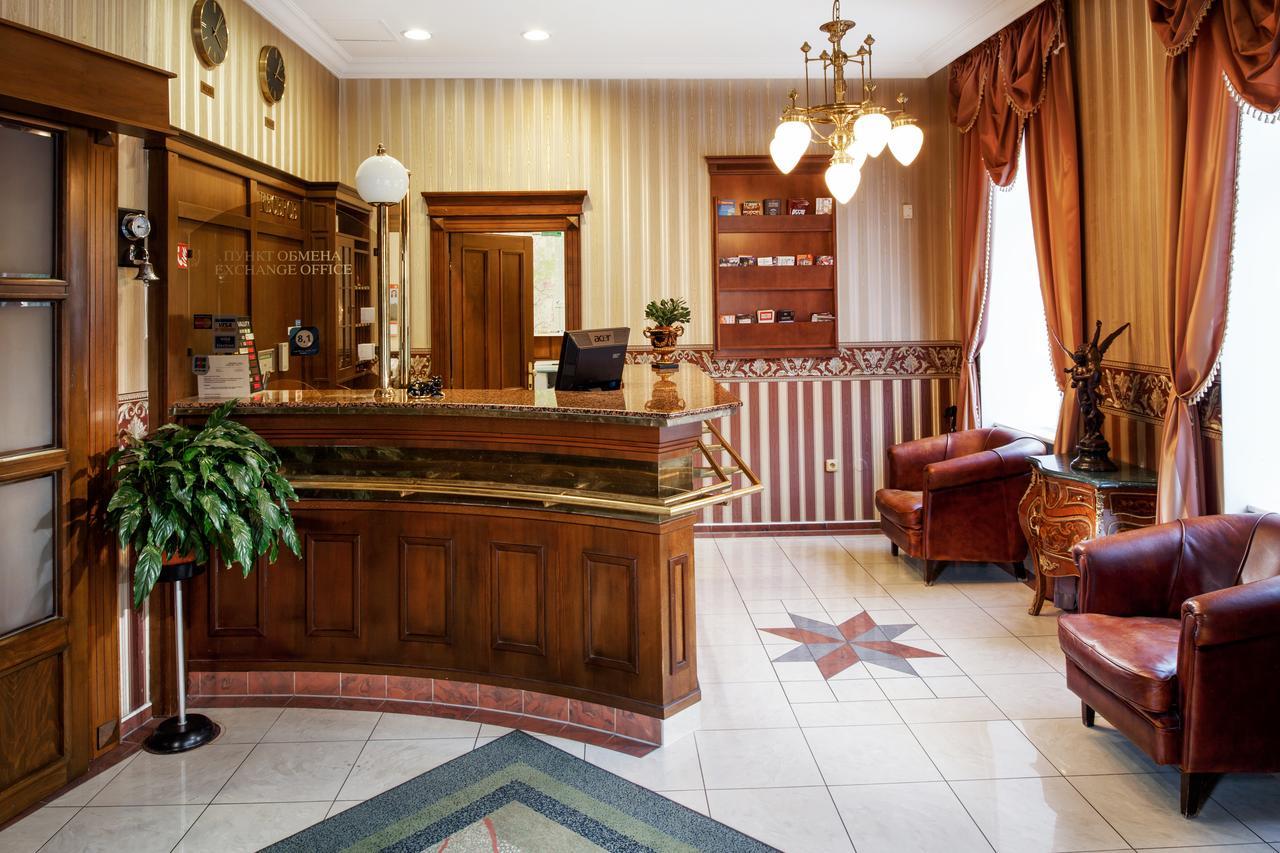 Lazensky Hotel Moskevsky Dvur كارلوفي فاري المظهر الخارجي الصورة
