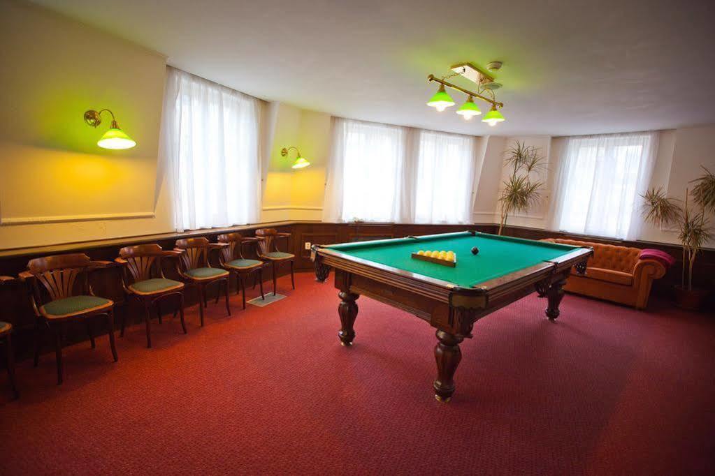 Lazensky Hotel Moskevsky Dvur كارلوفي فاري المظهر الخارجي الصورة