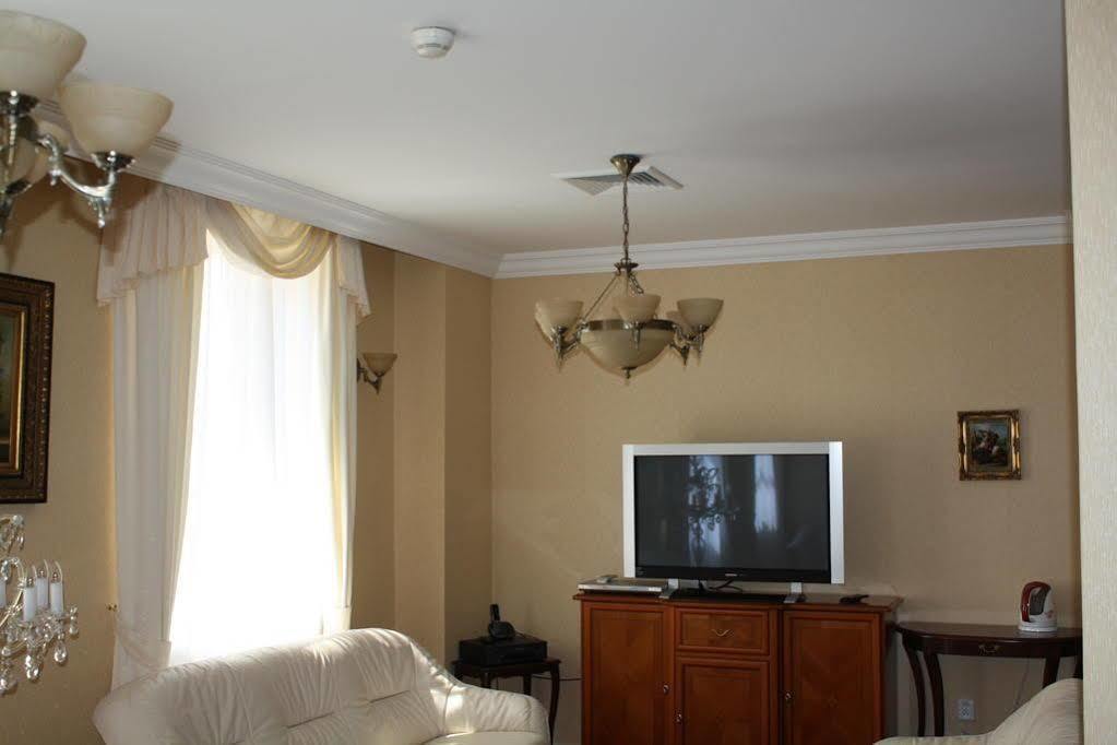 Lazensky Hotel Moskevsky Dvur كارلوفي فاري المظهر الخارجي الصورة